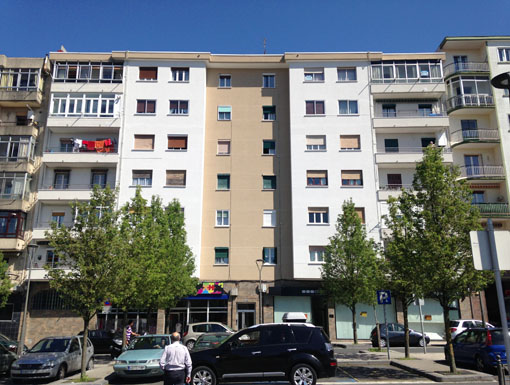 Albañilería Landetxa ha llevado a cabo la restauración de la fachada en la calle Aduana 27, en Irun