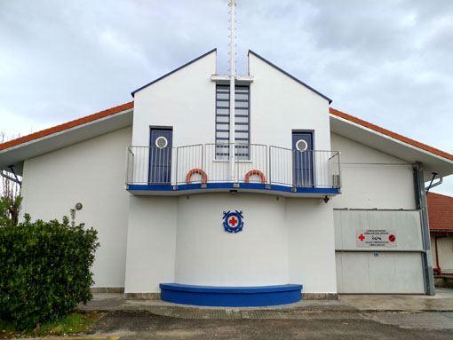 Albañilería Landetxa ha llevado a cabo la restauración de la cubierta y la fachada del edificio de la Cruz Roja en Hondarribia